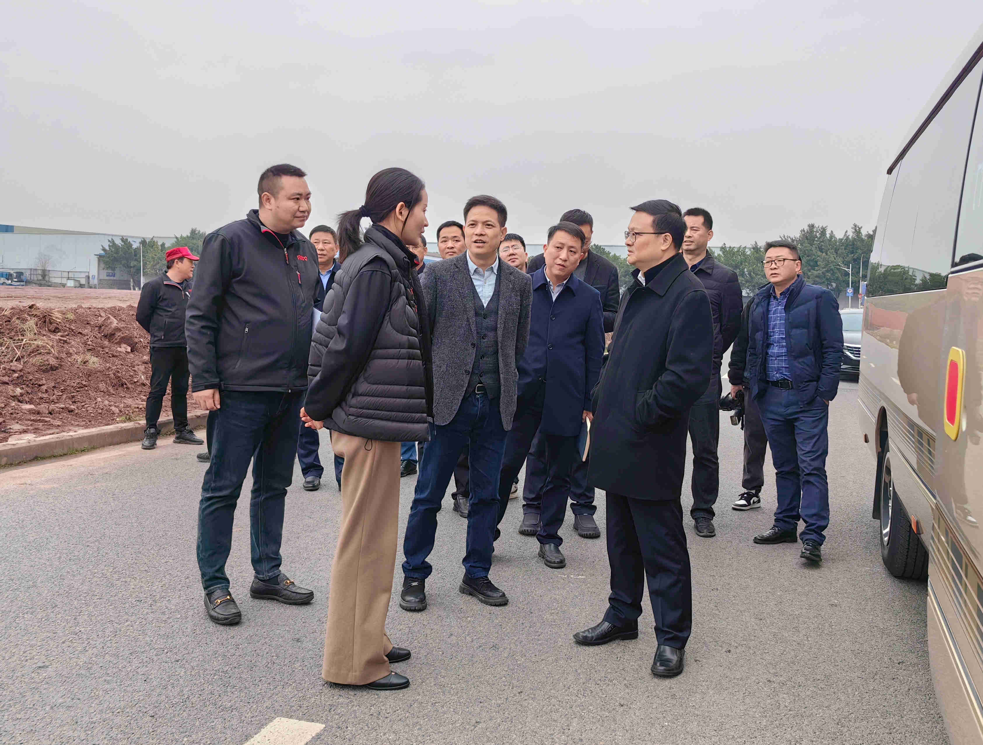 重慶市委副書(shū)記、市長(zhǎng)胡衡華蒞臨潤(rùn)通調(diào)研指導(dǎo)